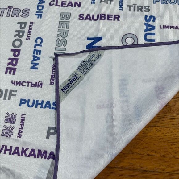 Norwex Basic Package EnviroCloth and Window Cloth Set of 2 NWT - Picture 3 of 3